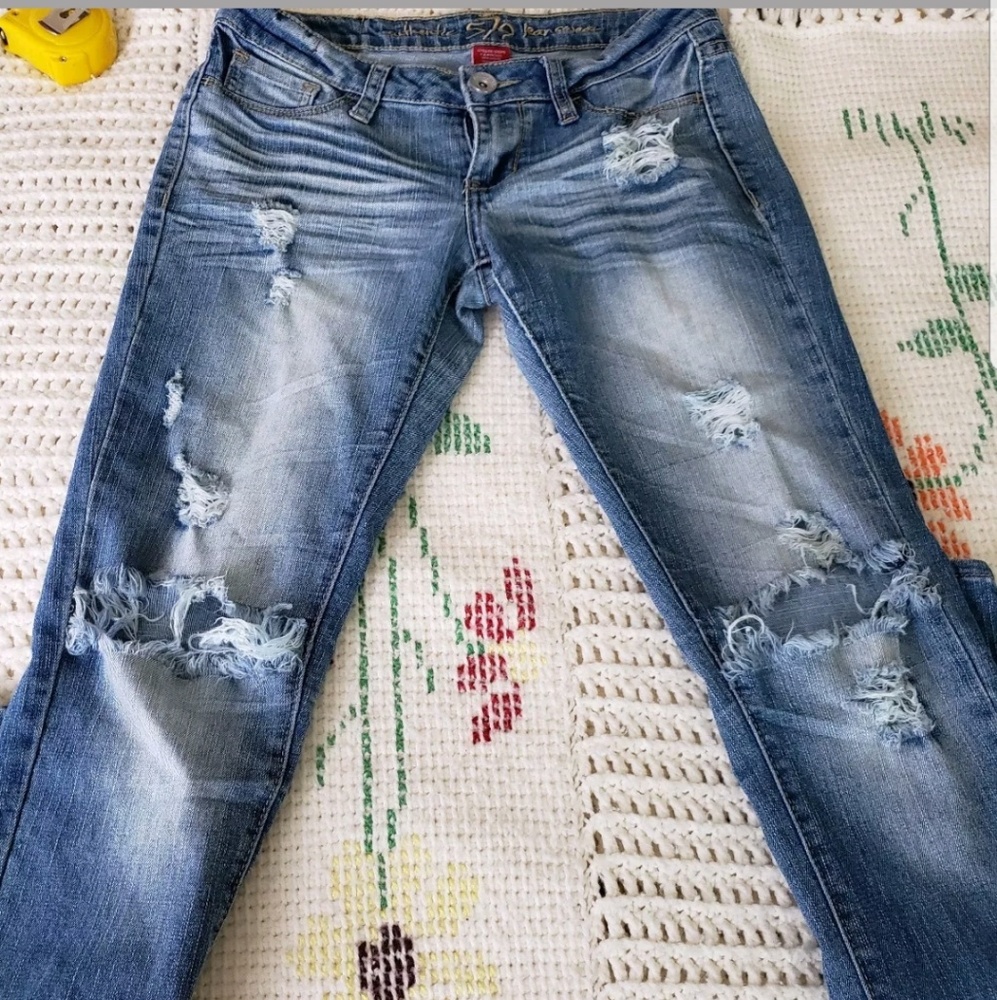 Distress Denim Women Jean's by 579 size 3